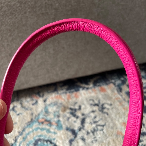 !! SOLD!! MCM Milla Medium Hot Pink - Picture 3 of 16